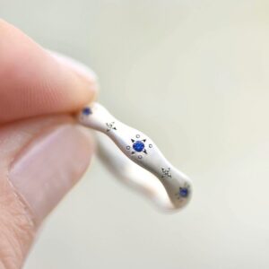 Sapphire Etched Wavy Band