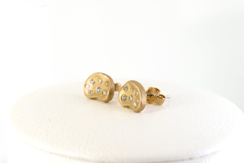 14k Yellow Gold Diamond "Bean" Stud Earrings