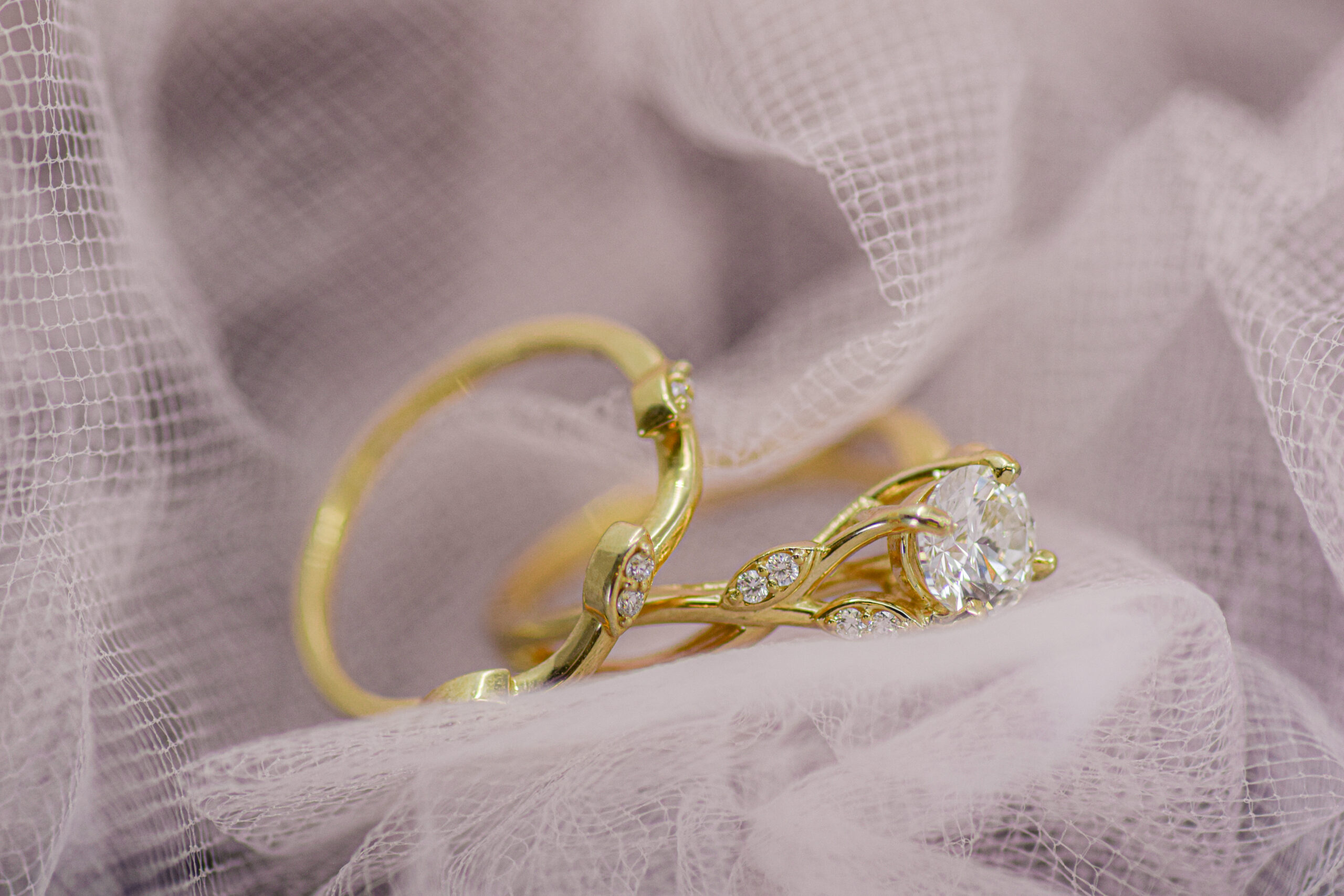 Sweet Leaves Diamond Wedding Set - Image 4