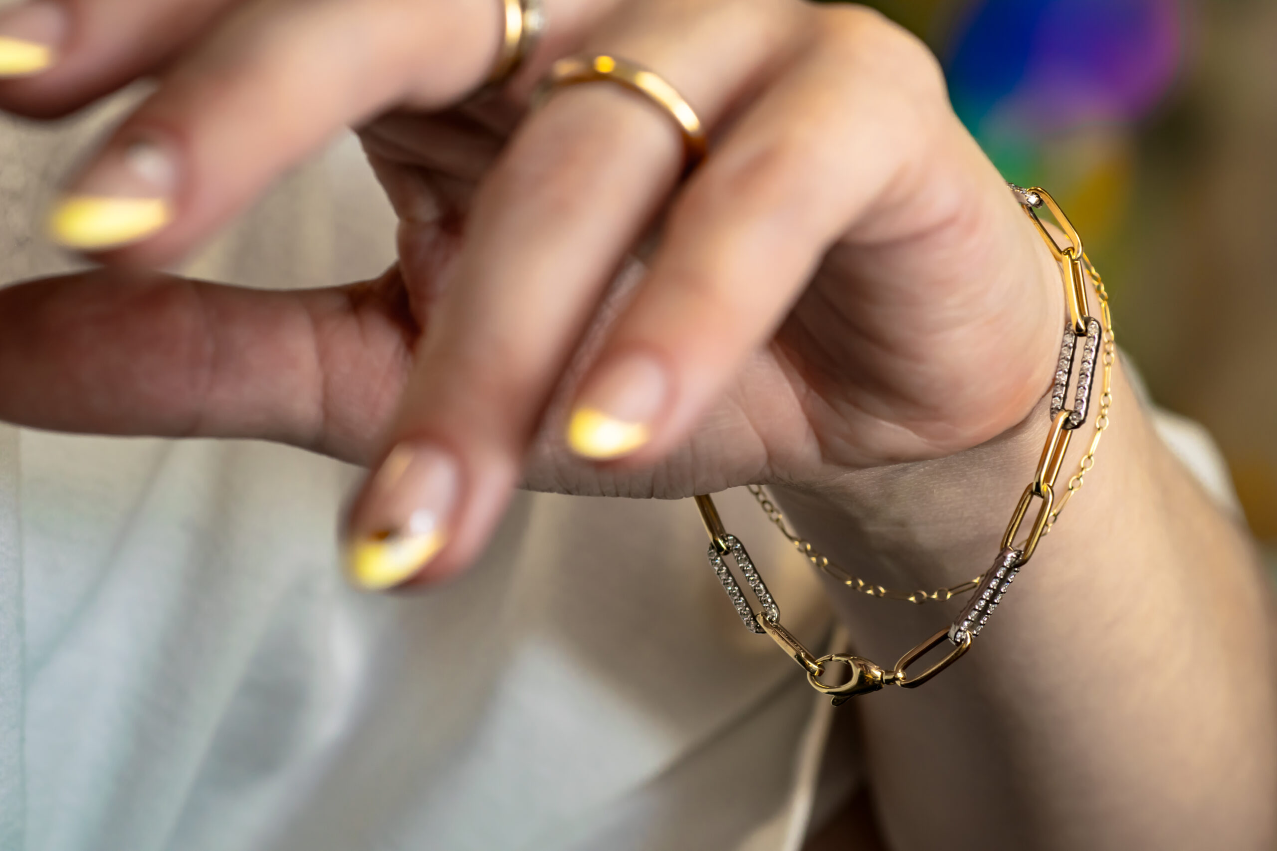 Alternating Diamond Link Bracelet - Image 5