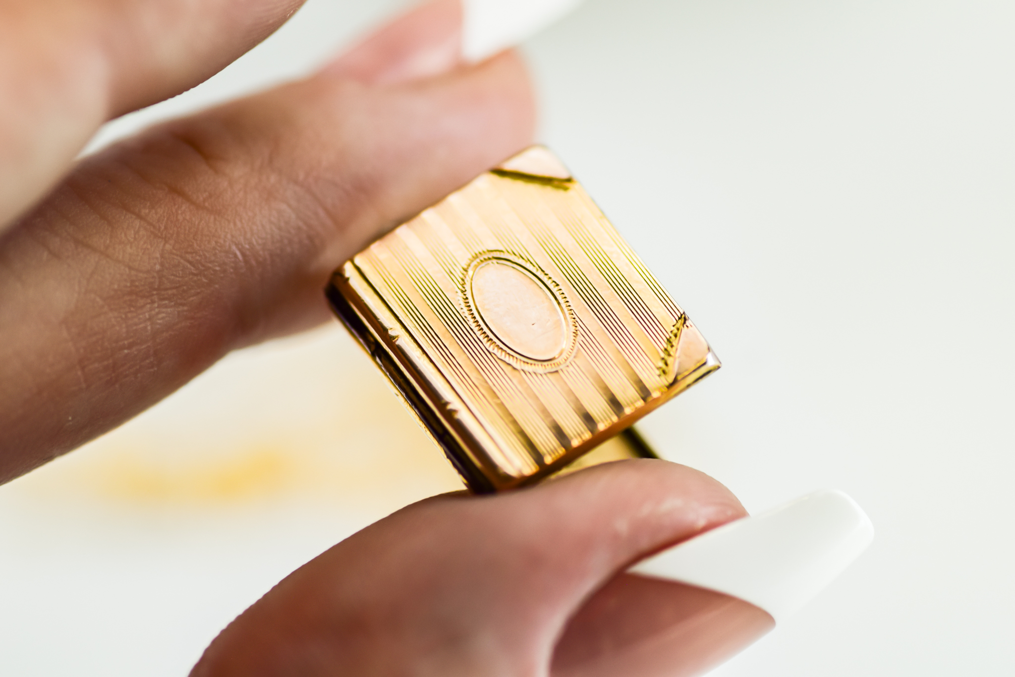 Ⓔ Vermeil Victorian Book Locket - Image 3