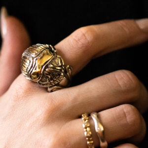 Ⓔ Scarab Ring