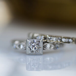 Ⓔ Milgrain Diamond Engagement Set