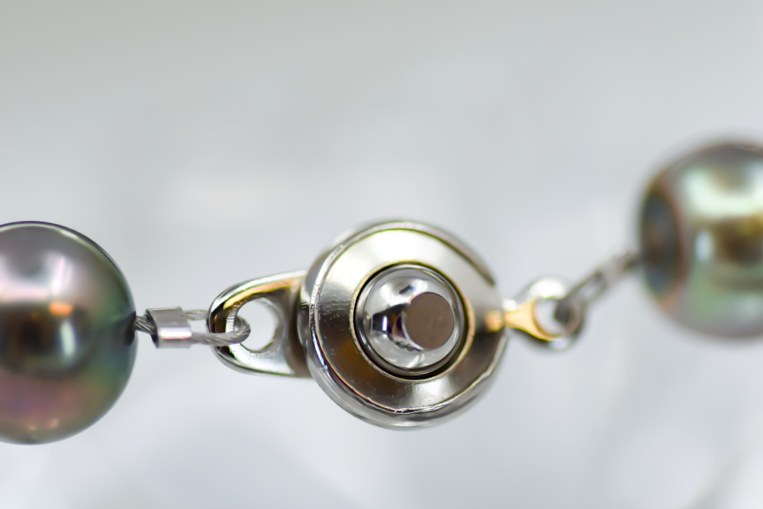 "Peacock" Tahitian Cultured Pearls - Image 4