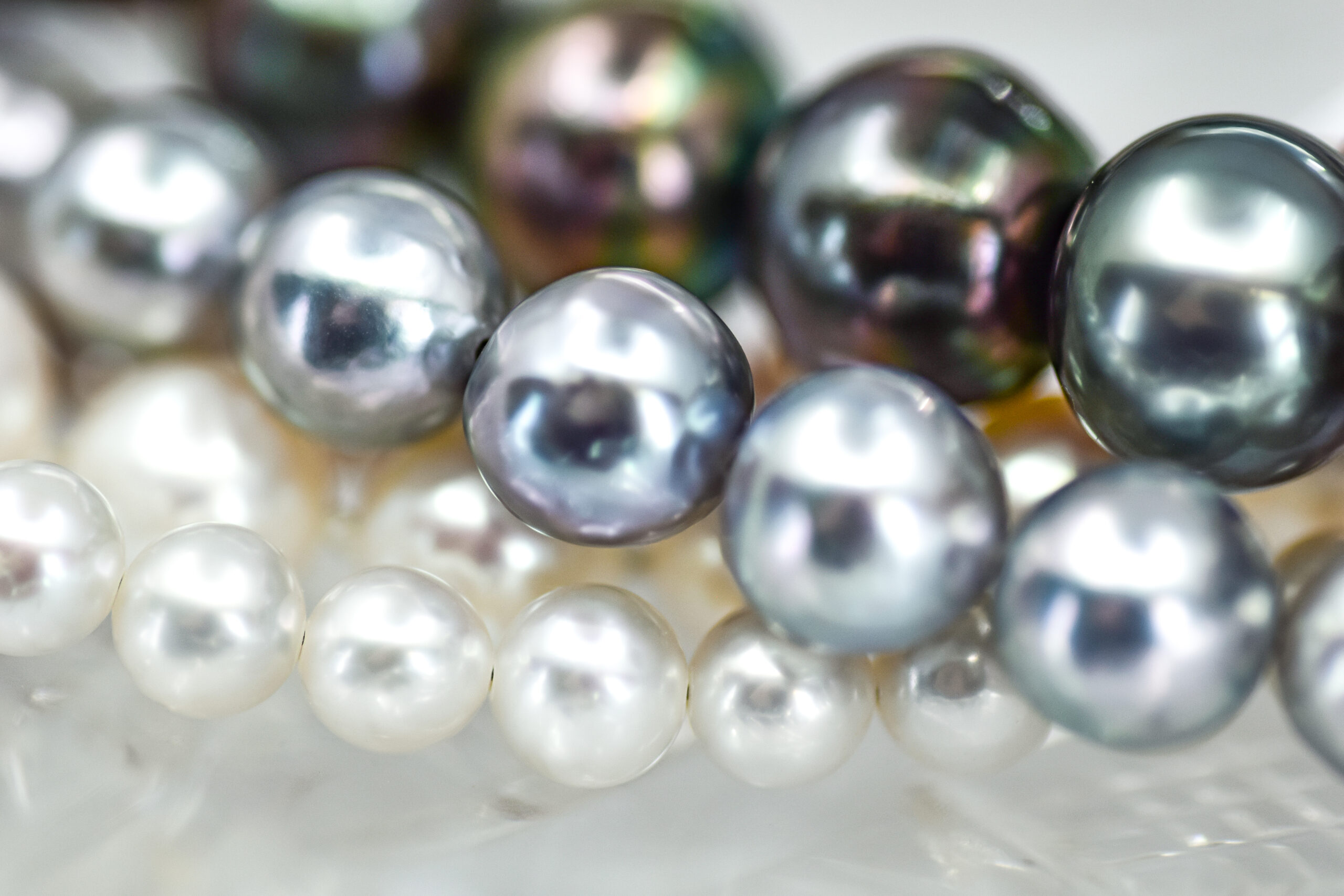 "Peacock" Tahitian Cultured Pearls - Image 6