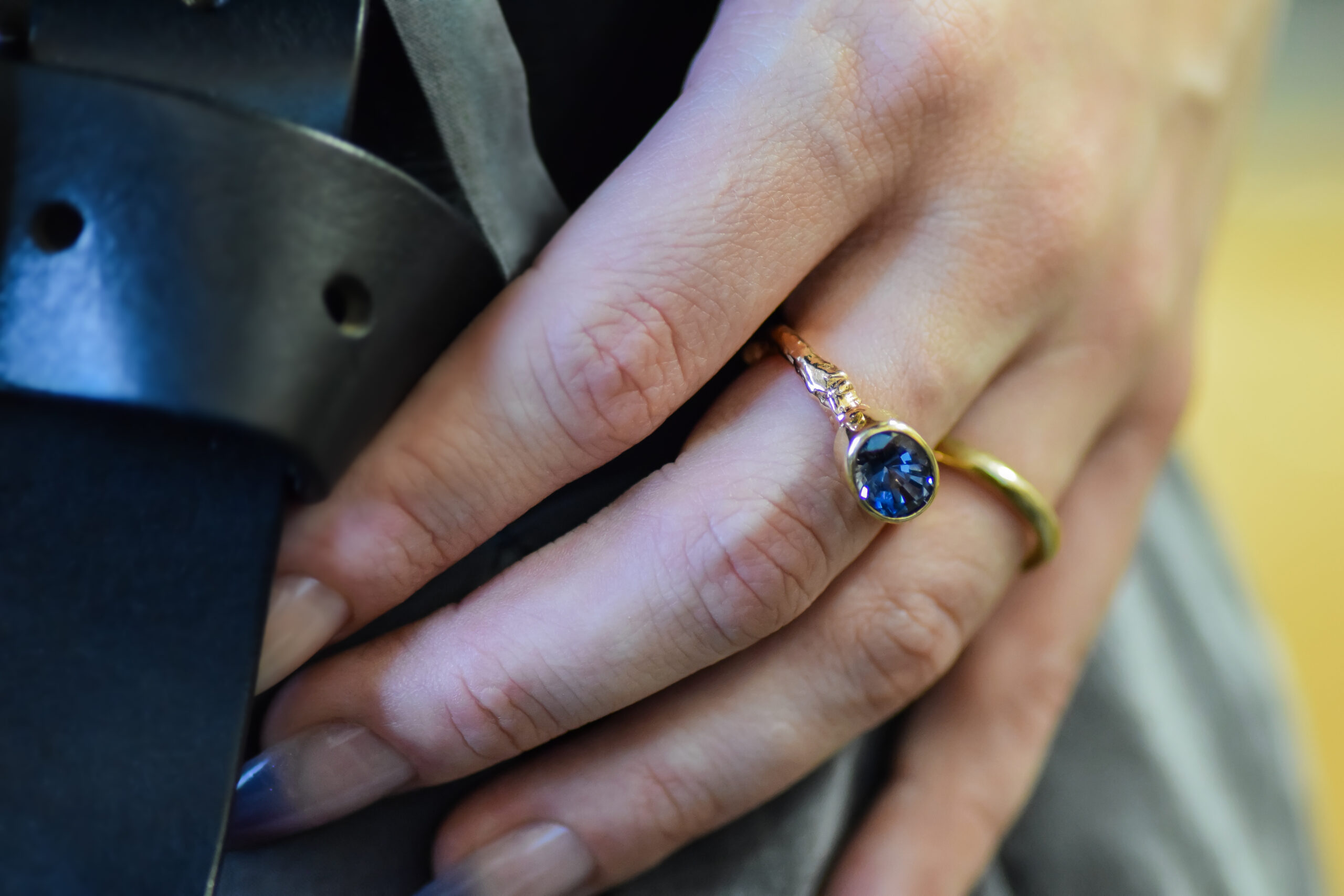 Blue Spinel Twig Ring - Image 2